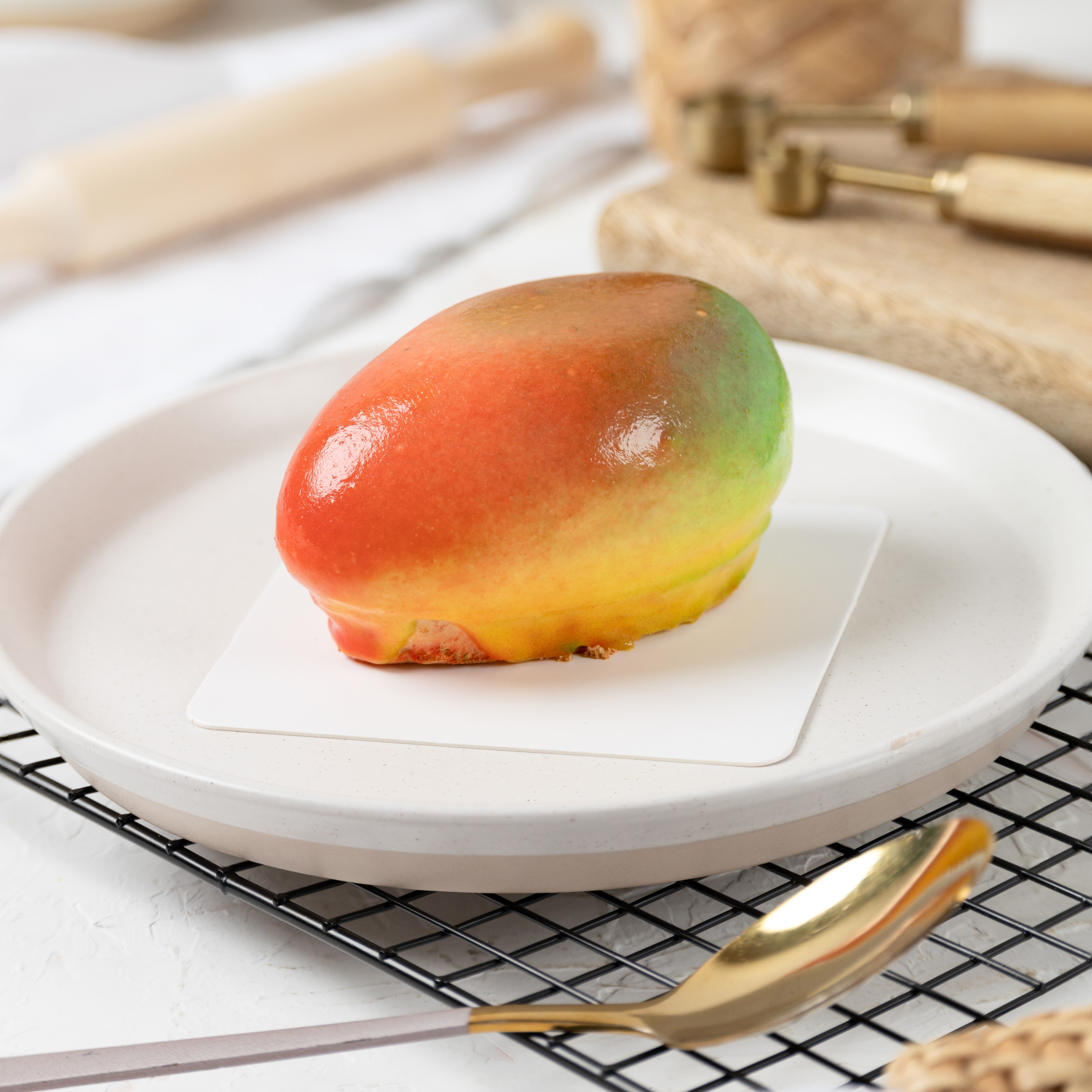 Mango Mousse Cake Box - 4 pieces (box)