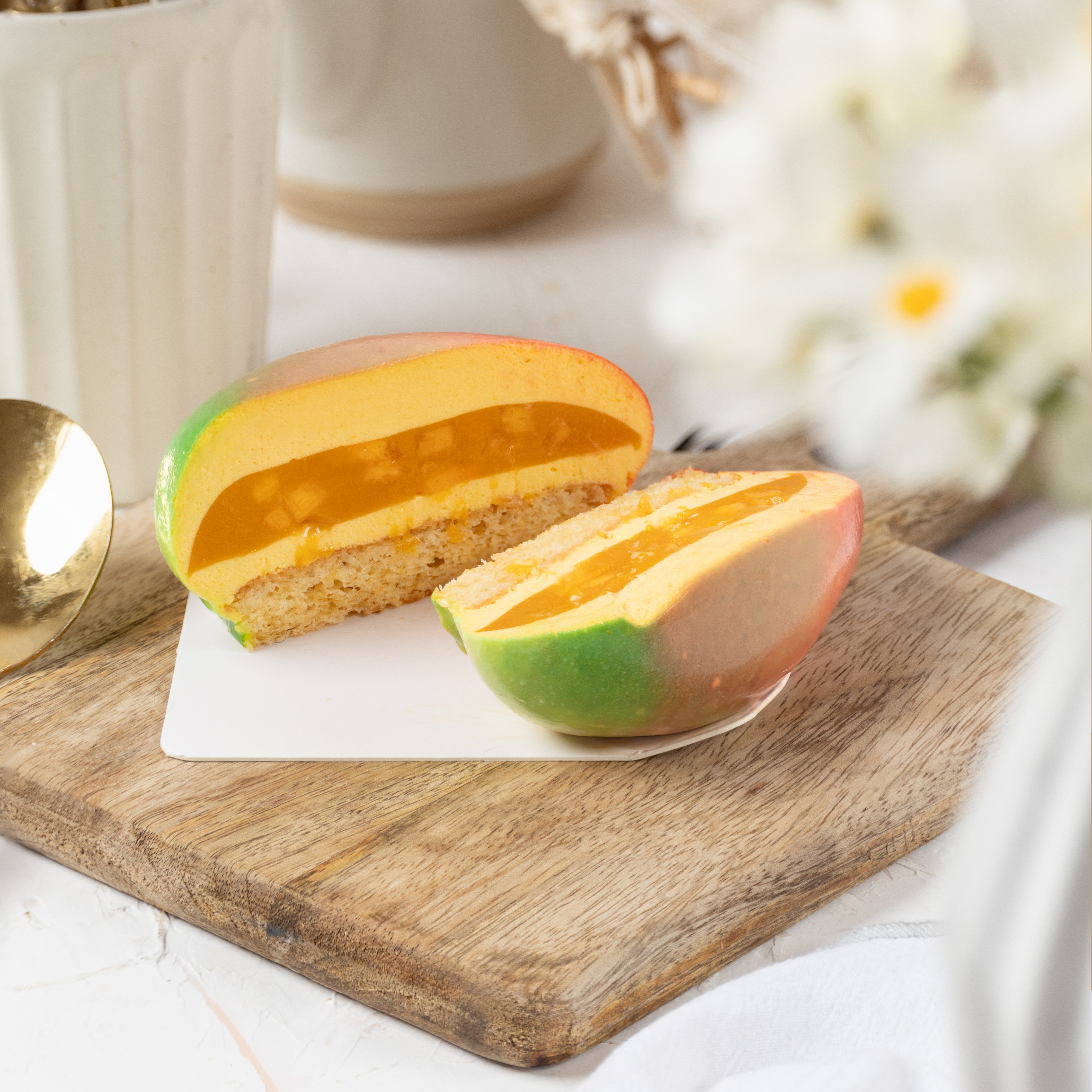 Mango Mousse Cake Box - 4 pieces (box)